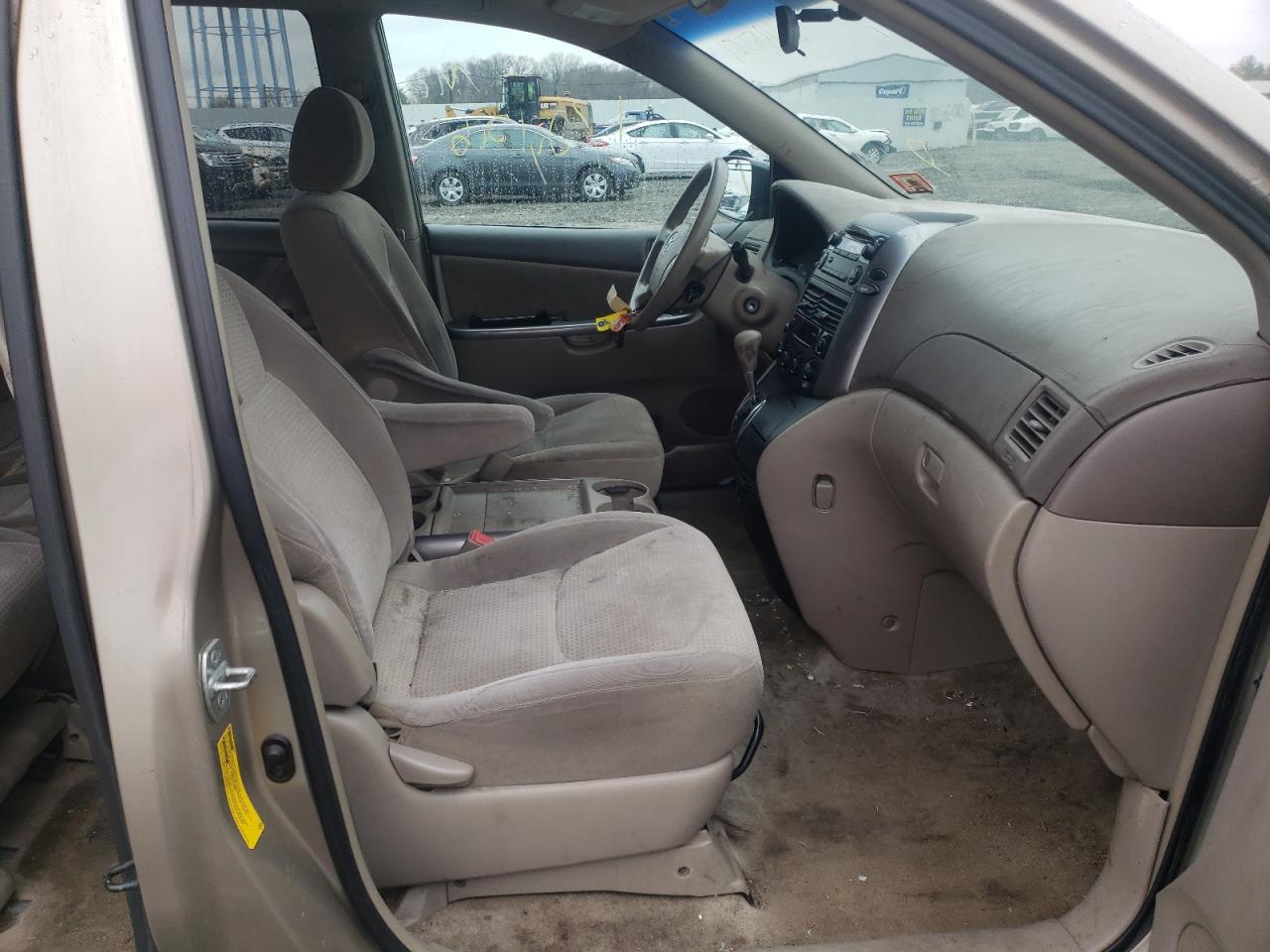 Photo 5 from auction – 2007 TOYOTA SIENNA CE with VIN 5TDZK23C57S039628