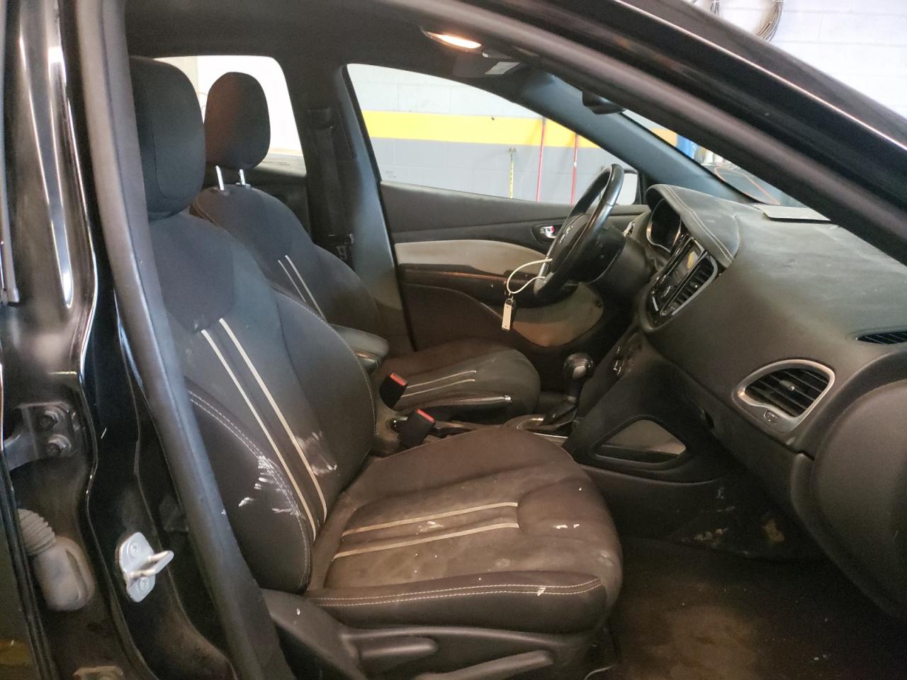 Photo 5 from auction – 2014 DODGE DART SXT with VIN 1C3CDFBB0ED867213