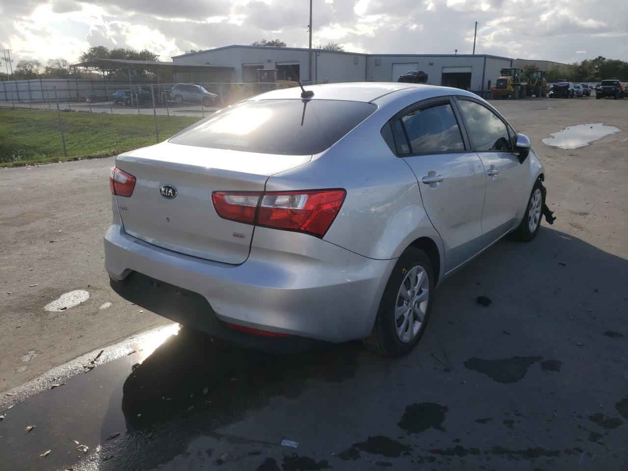 Photo 4 from auction – 2016 KIA RIO LX with VIN KNADM4A32G6663922
