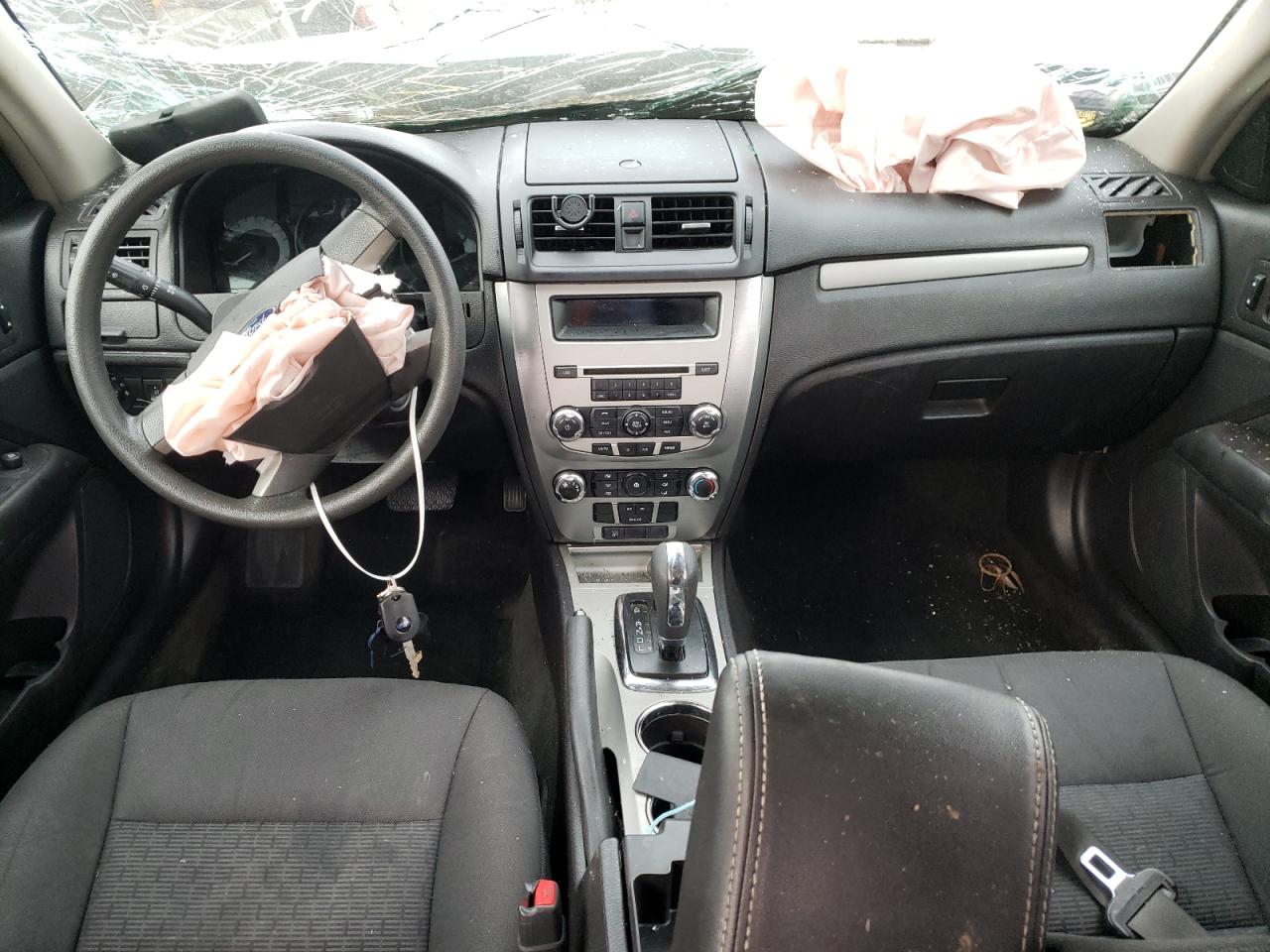 Photo 9 from auction – 2011 FORD FUSION SE with VIN 3FAHP0HA0BR327809