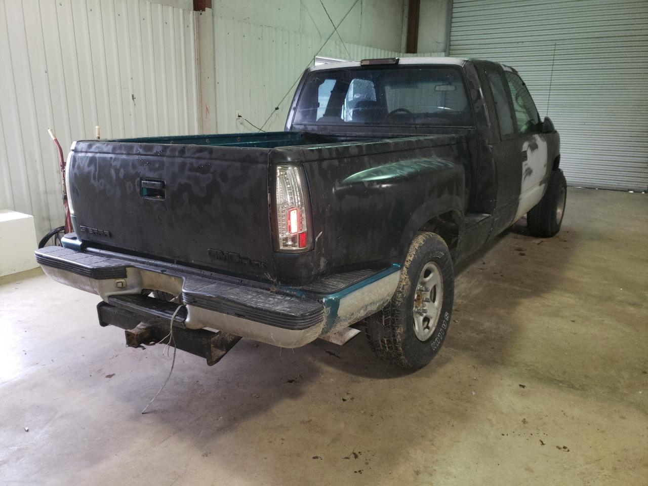Photo 4 from auction – 1995 GMC SIERRA K15 with VIN 2GTEK19K0S1569691