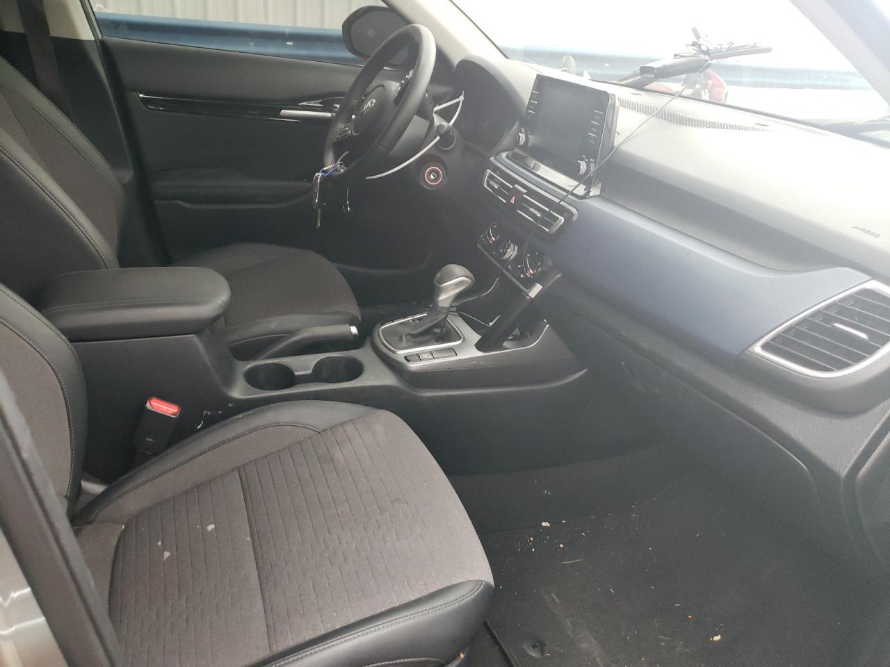 Photo 5 from auction – 2021 KIA SELTOS S with VIN KNDEU2AA7M7216843