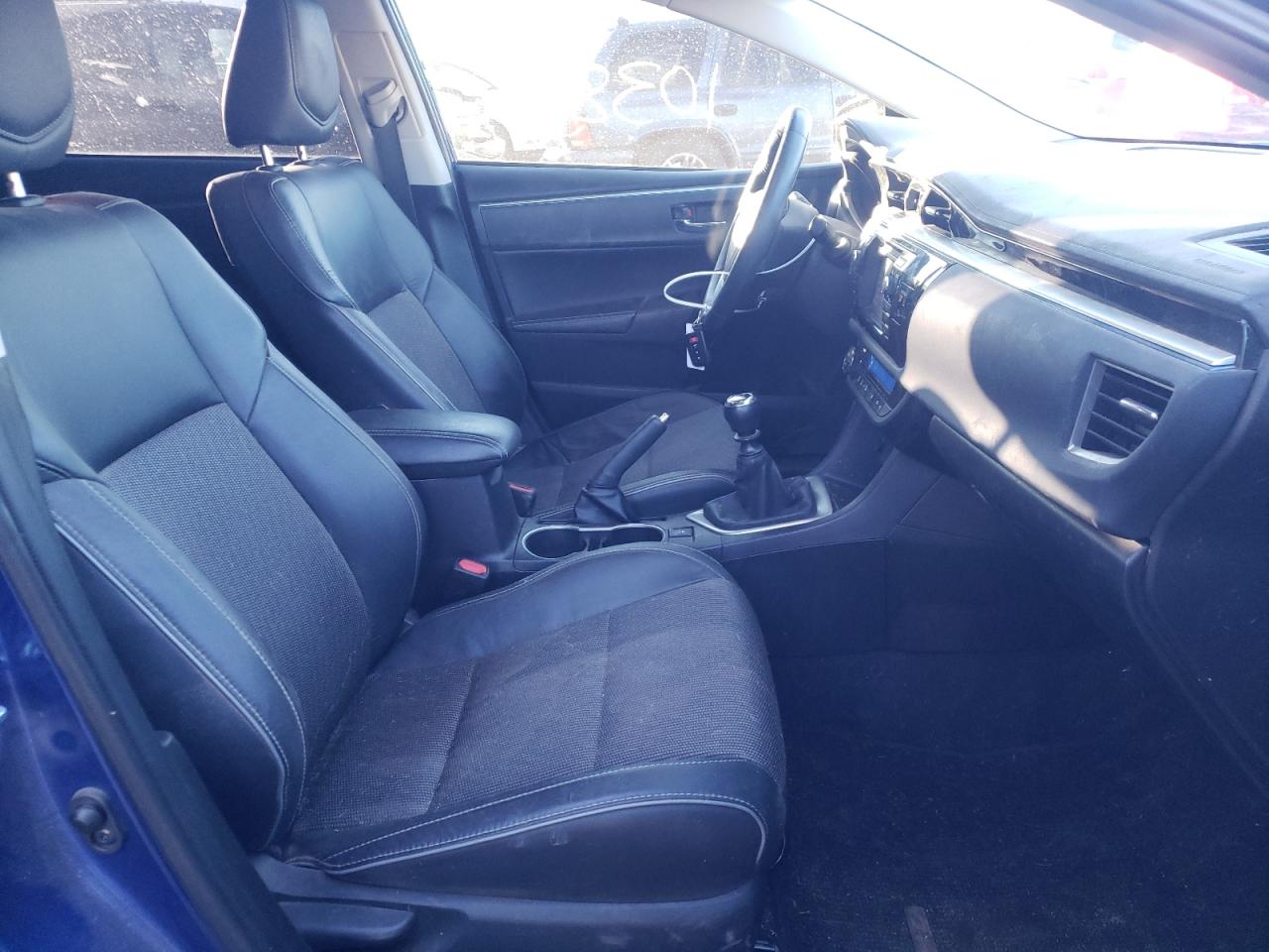 Photo 5 from auction – 2014 TOYOTA COROLLA L with VIN 2T1BURHEXEC031478