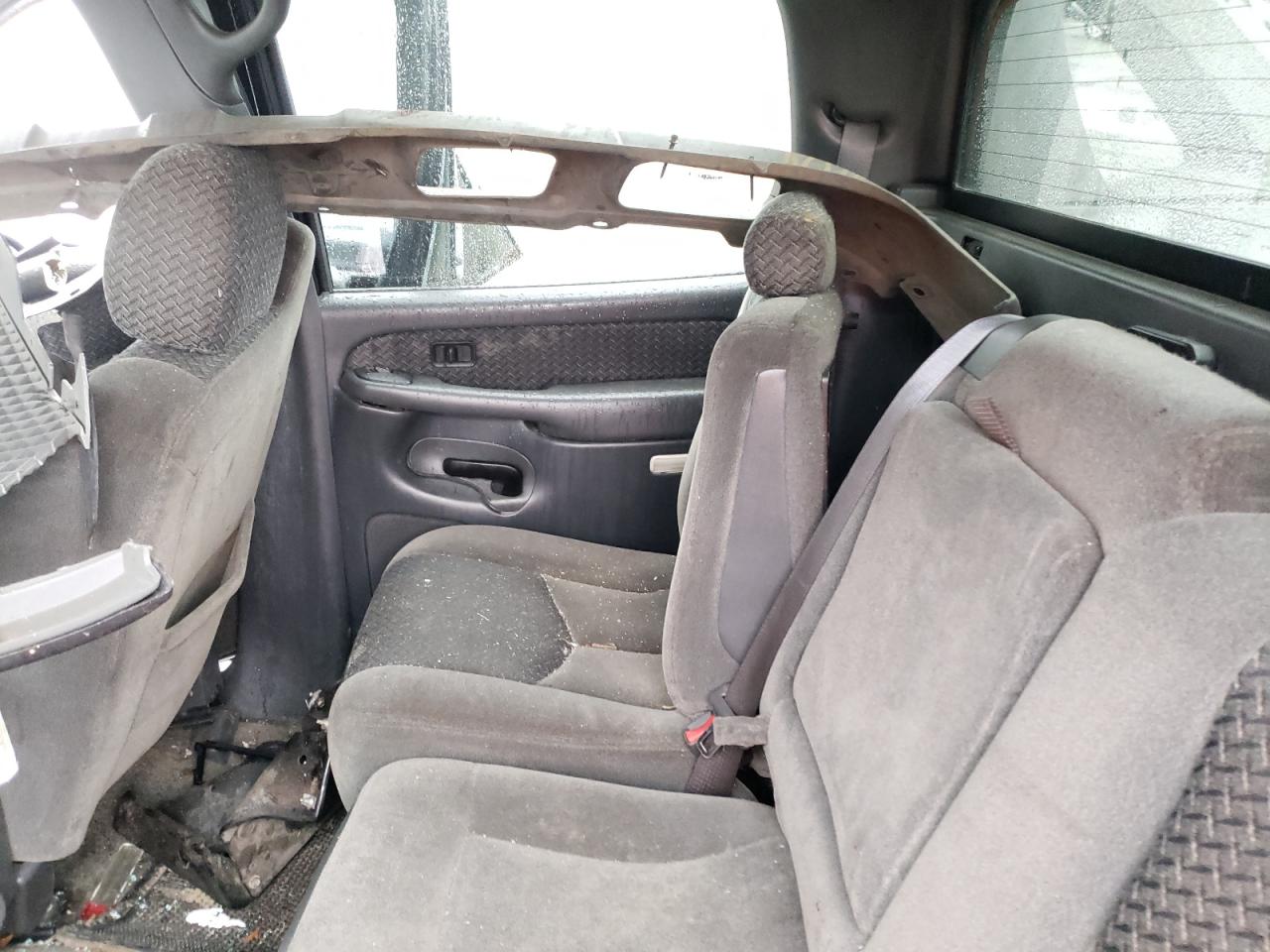 Photo 6 from auction – 2003 CHEVROLET AVALANCHE with VIN 3GNEC13T23G226587