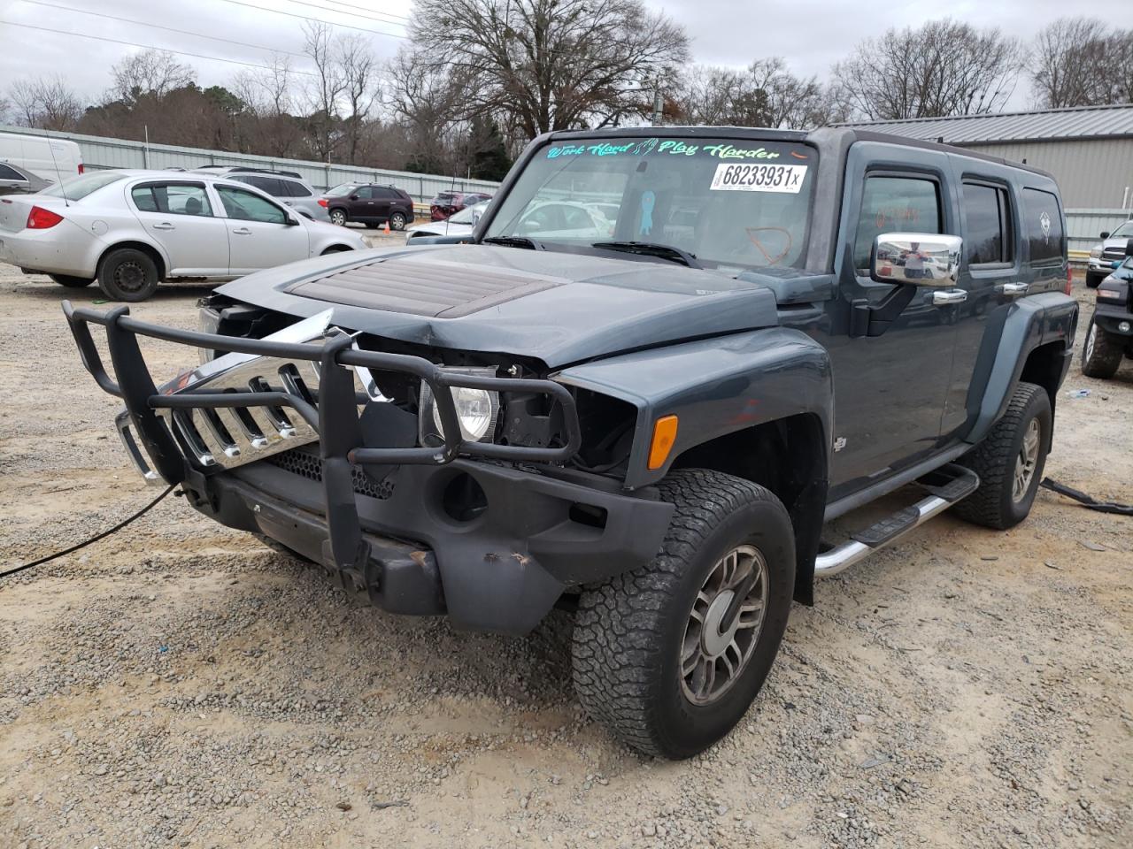 Photo 2 from auction – 2006 HUMMER H3 with VIN 5GTDN136468148230