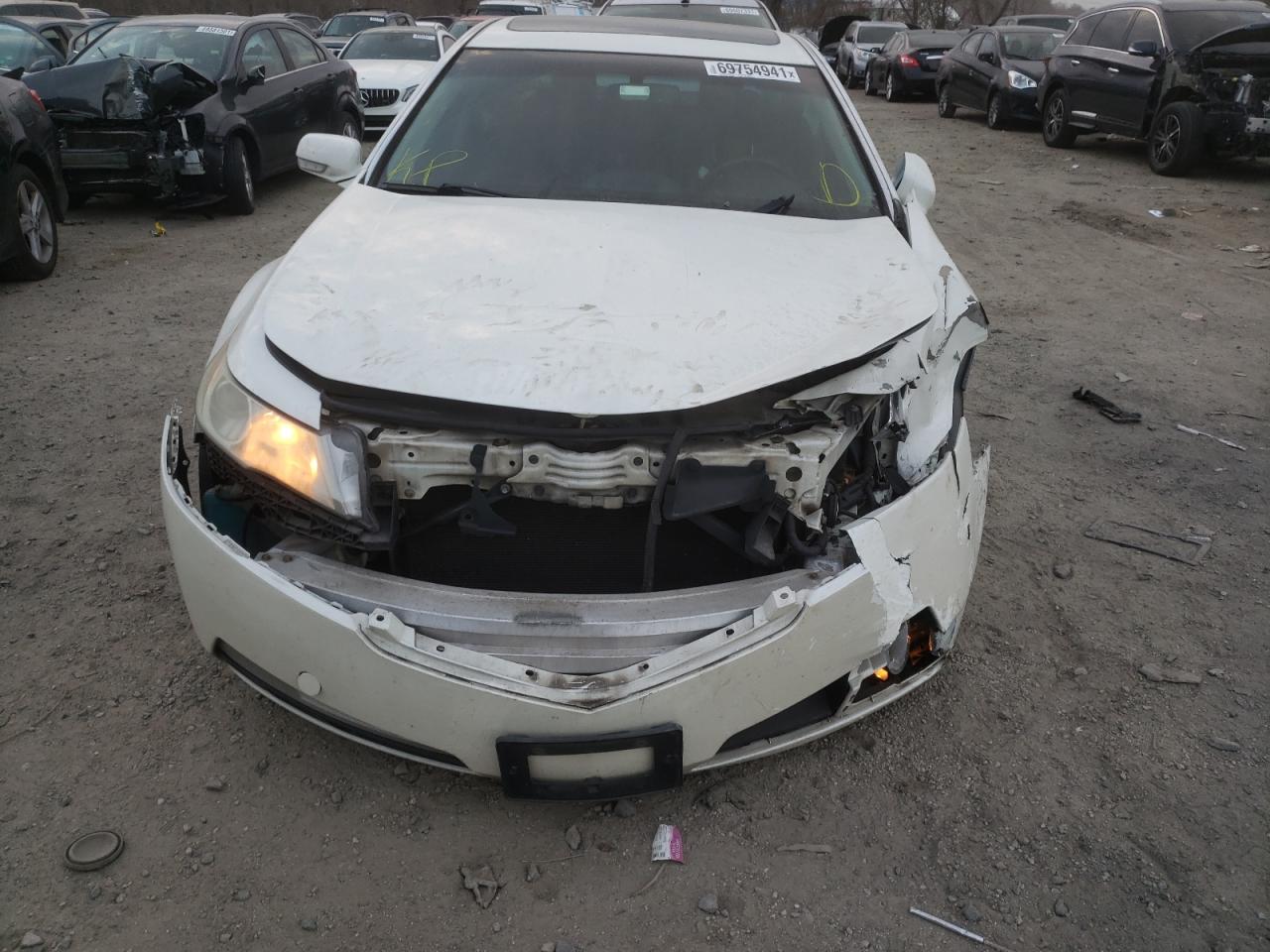 Photo 9 from auction – 2011 ACURA TL with VIN 19UUA8F5XBA002529