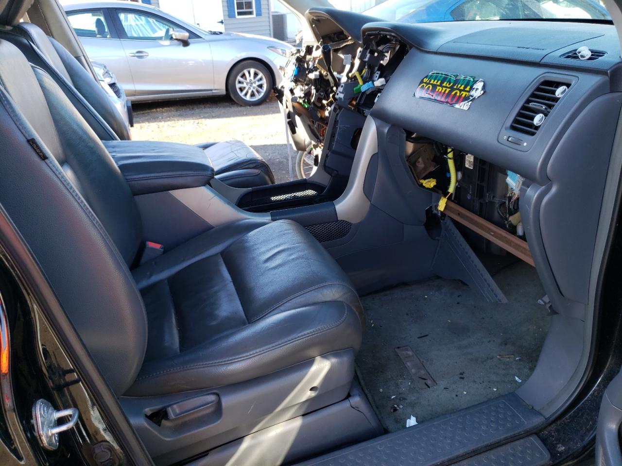 Photo 5 from auction – 2006 HONDA PILOT EX with VIN 2HKYF18626H534287
