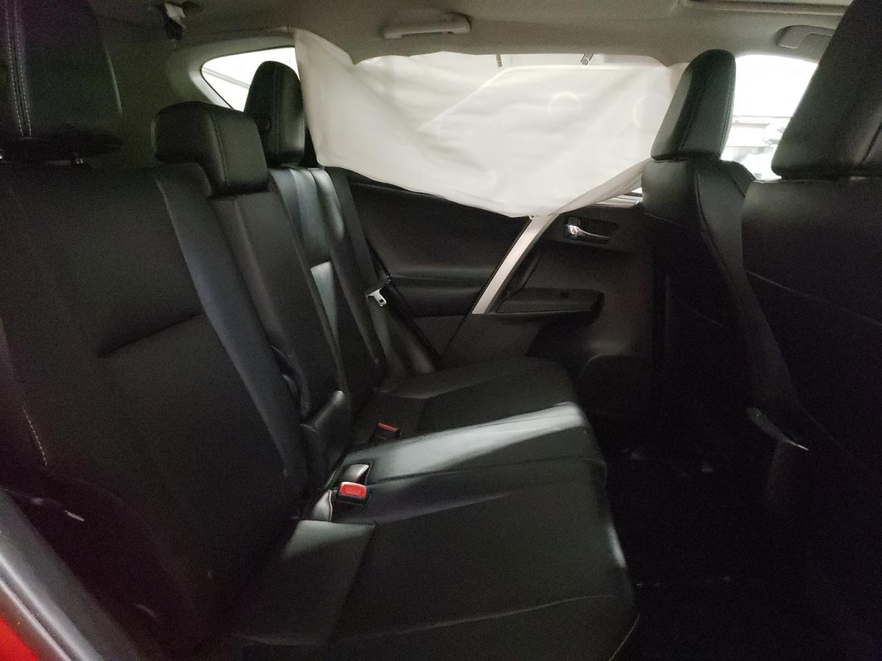 Photo 6 from auction – 2015 TOYOTA RAV4 LIMIT with VIN 2T3DFREV8FW400806