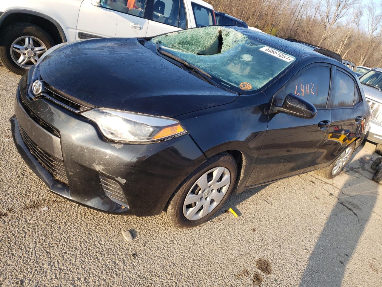 Photo 2 from auction – 2016 TOYOTA COROLLA L with VIN 5YFBURHE2GP415676