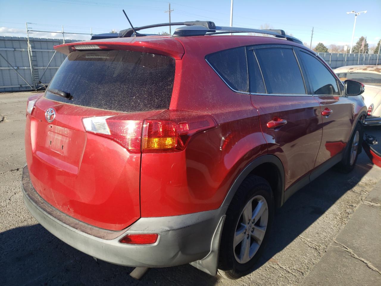 Photo 4 from auction – 2013 TOYOTA RAV4 XLE with VIN 2T3RFREV2DW041813