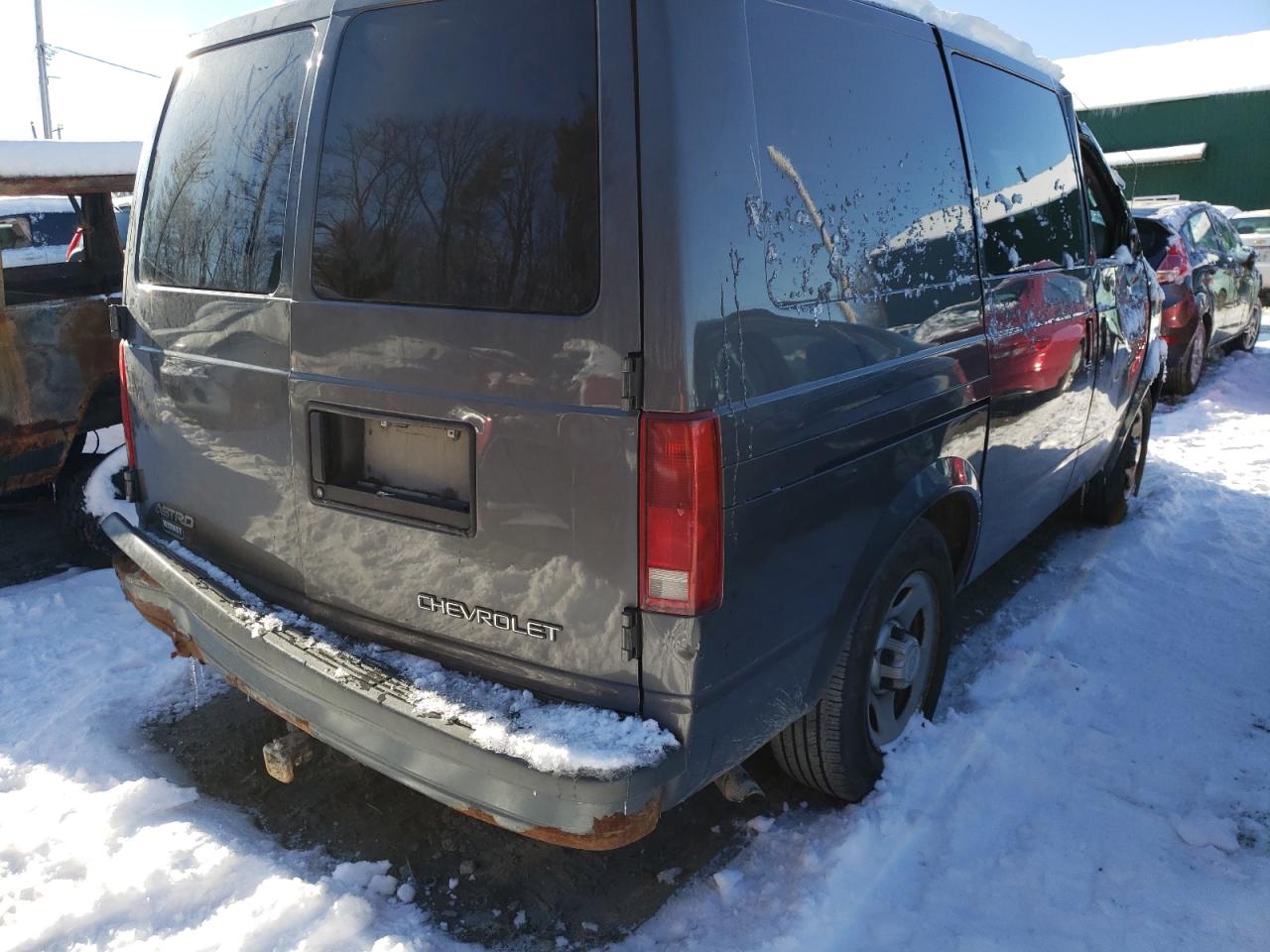Photo 4 from auction – 2005 CHEVROLET ASTRO with VIN 1GCDM19X35B130054