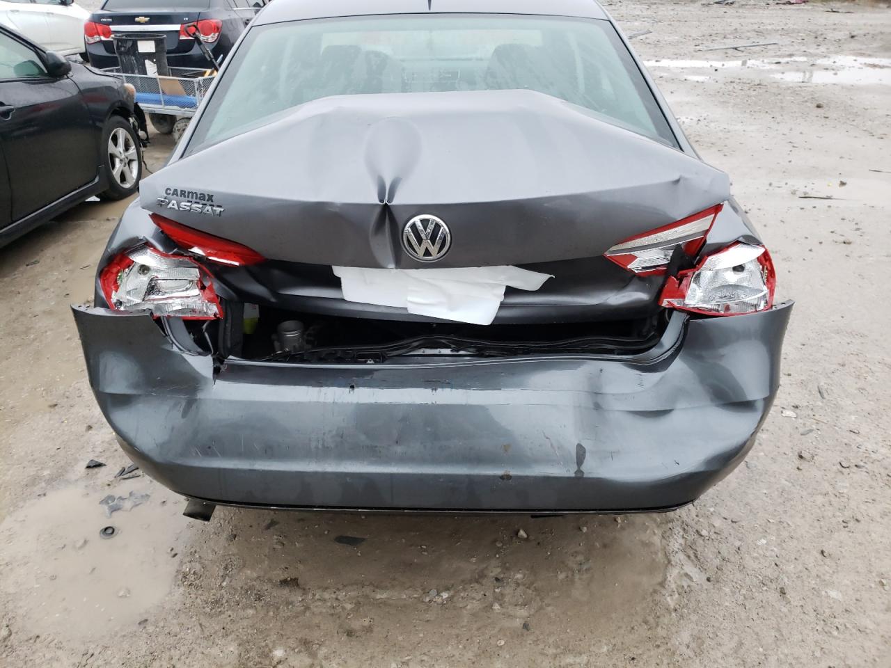 Photo 9 from auction – 2012 VOLKSWAGEN PASSAT S with VIN 1VWAP7A3XCC029488