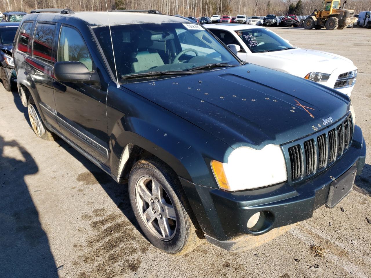 JEEP GRAND CHER 2005 with VIN 1J4GR48K15C601189 - Photo from auction