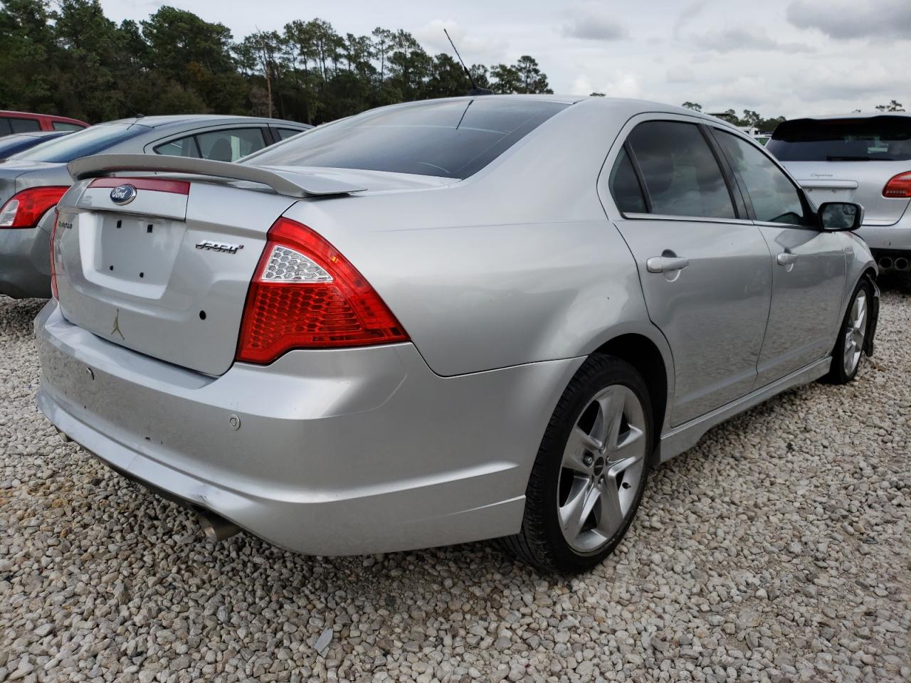 Photo 4 from auction – 2011 FORD FUSION SPO with VIN 3FAHP0KC2BR189782
