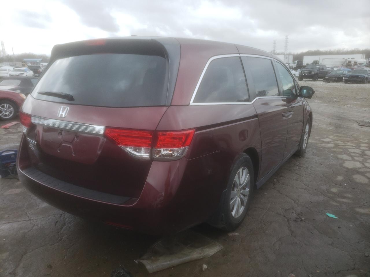 Photo 4 from auction – 2016 HONDA ODYSSEY EX with VIN 5FNRL5H69GB072413