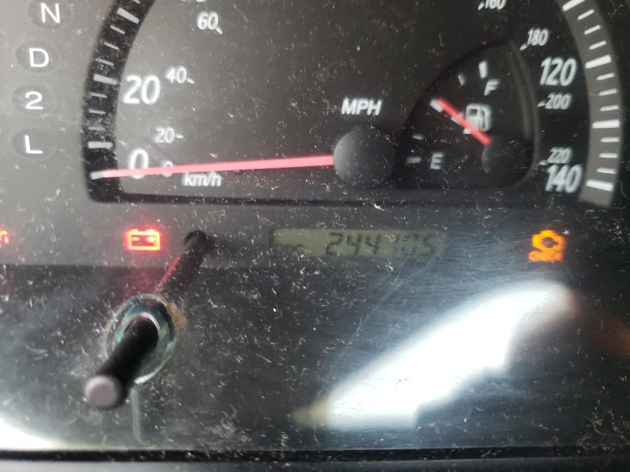 Photo 8 from auction – 2004 TOYOTA CAMRY LE with VIN 4T1BE32K64U359387