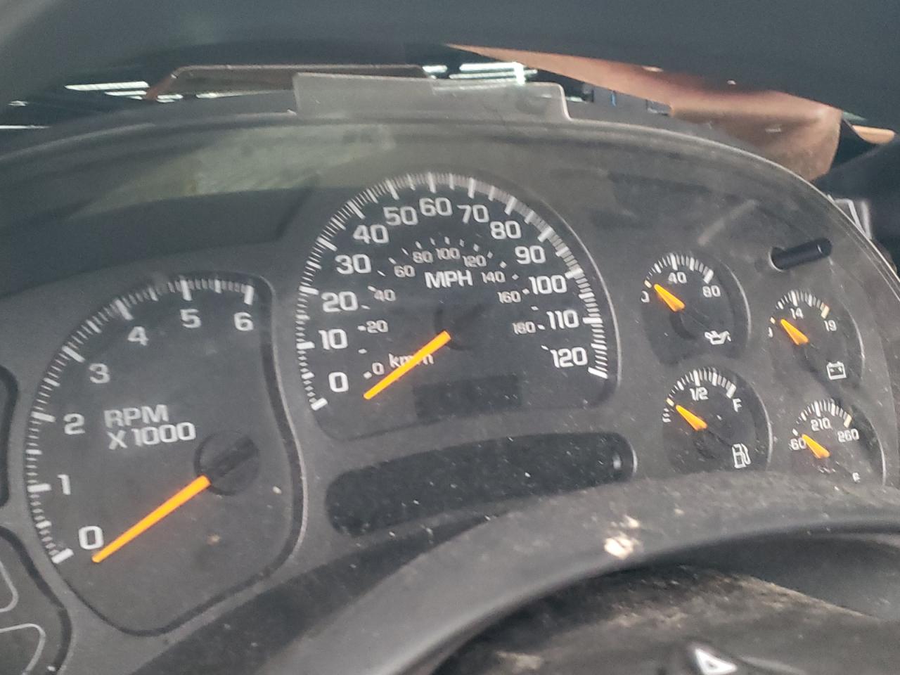 Photo 8 from auction – 2003 CHEVROLET AVALANCHE with VIN 3GNEC13T23G226587