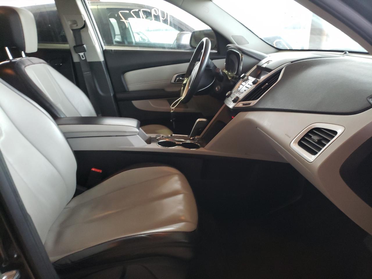 Photo 5 from auction – 2011 GMC TERRAIN SL with VIN 2CTALUEC7B6270847