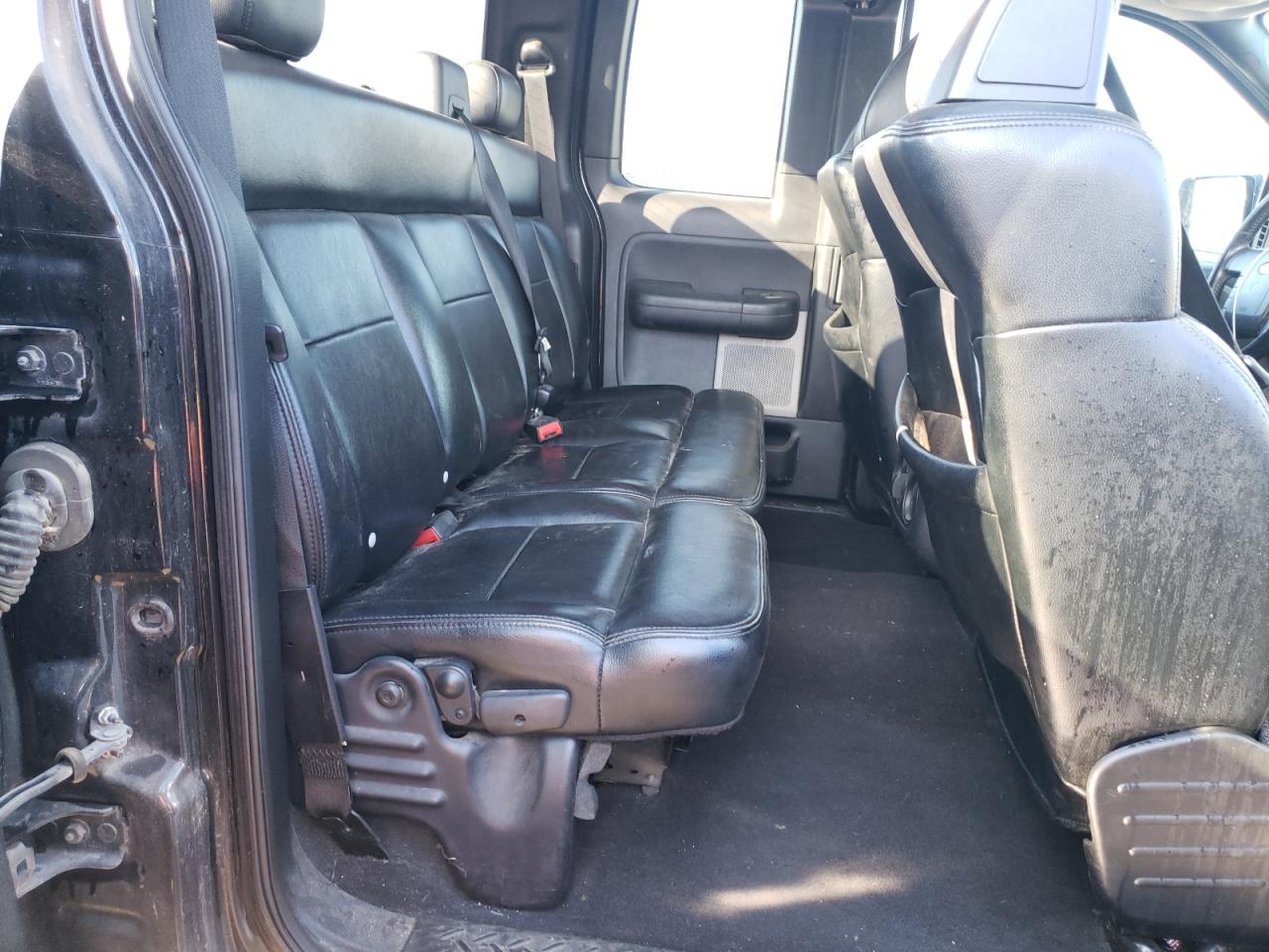 Photo 6 from auction – 2005 FORD F150 with VIN 1FTRX12525FA13189
