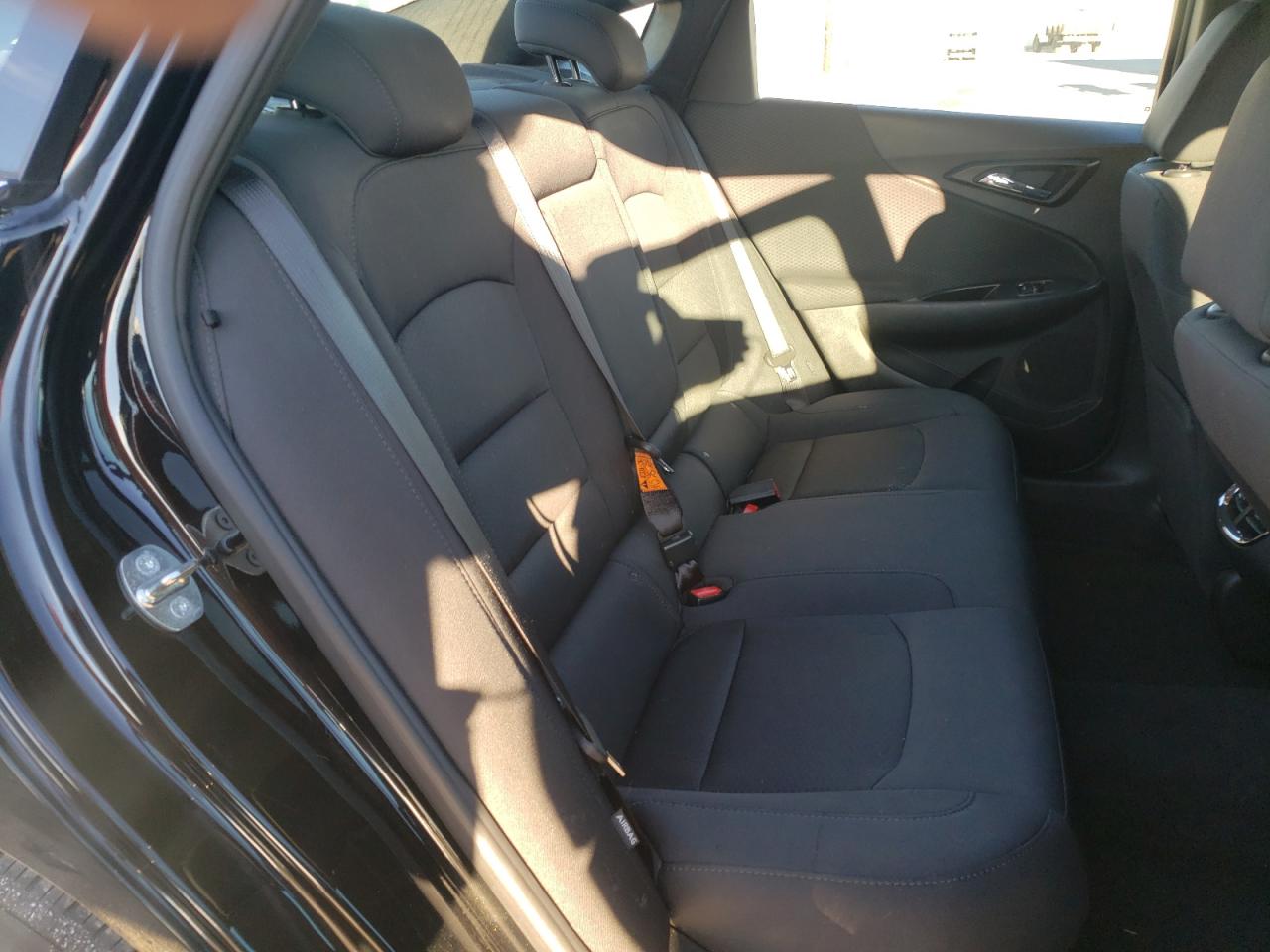 Photo 6 from auction – 2017 CHEVROLET MALIBU LT with VIN 1G1ZE5ST4HF101167