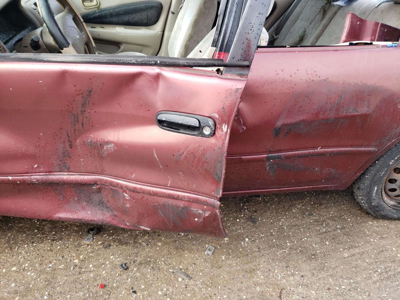 Photo 9 from auction – 2000 TOYOTA COROLLA VE with VIN 1NXBR12E3YZ385115