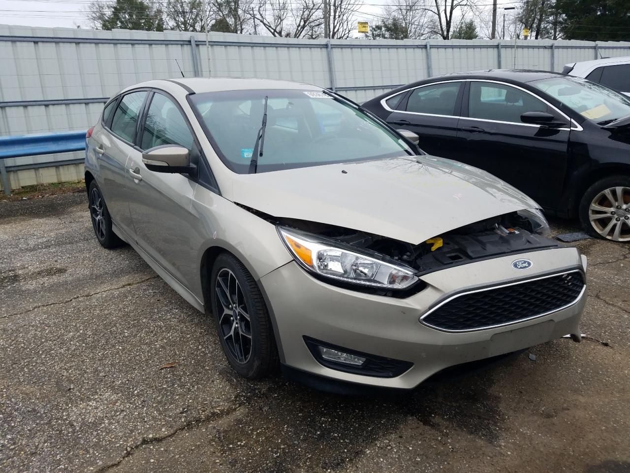FORD FOCUS SE 2016 with VIN 1FADP3K23GL228618 - Photo from auction