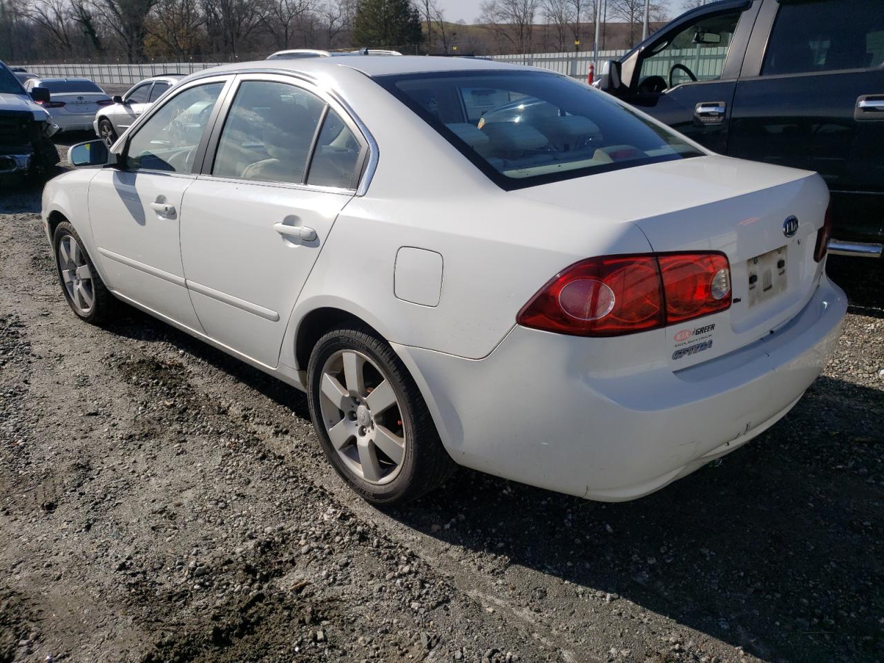 Photo 3 from auction – 2006 KIA OPTIMA LX with VIN KNAGE123165079149