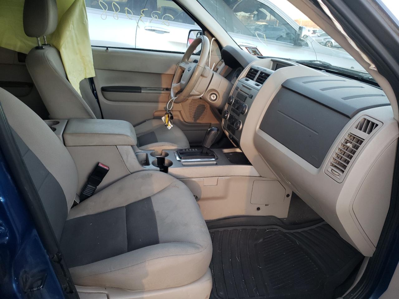Photo 5 from auction – 2008 FORD ESCAPE XLT with VIN 1FMCU93178KB79577
