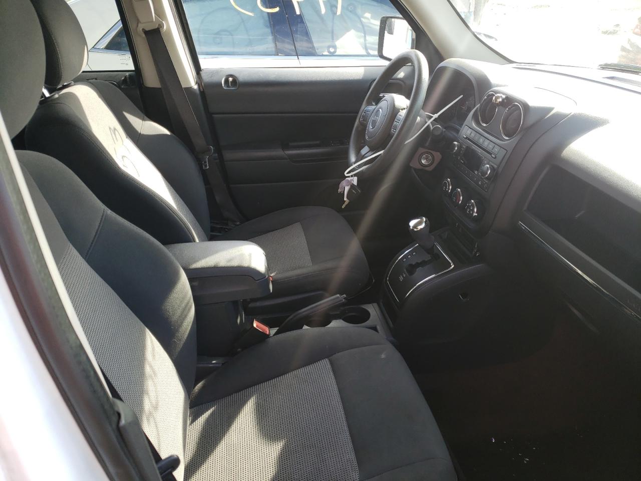Photo 5 from auction – 2015 JEEP PATRIOT SP with VIN 1C4NJPBB6FD110918