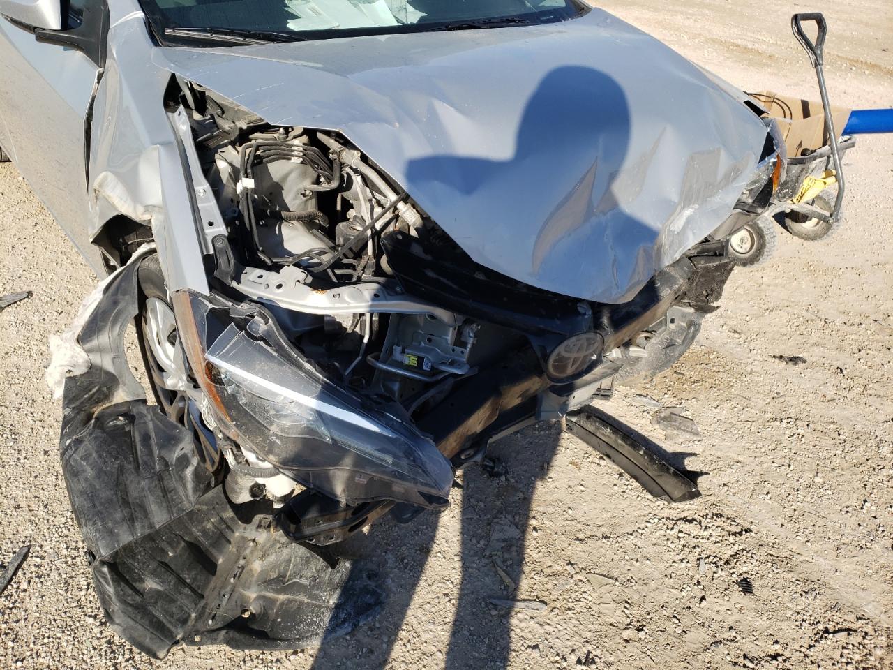 Photo 9 from auction – 2018 TOYOTA COROLLA L with VIN 5YFBURHE0JP845309