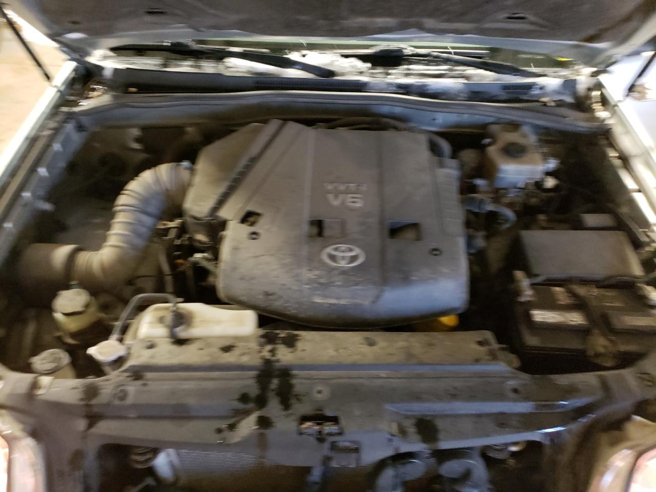 Photo 7 from auction – 2003 TOYOTA 4RUNNER SR with VIN JTEBU14R130020284