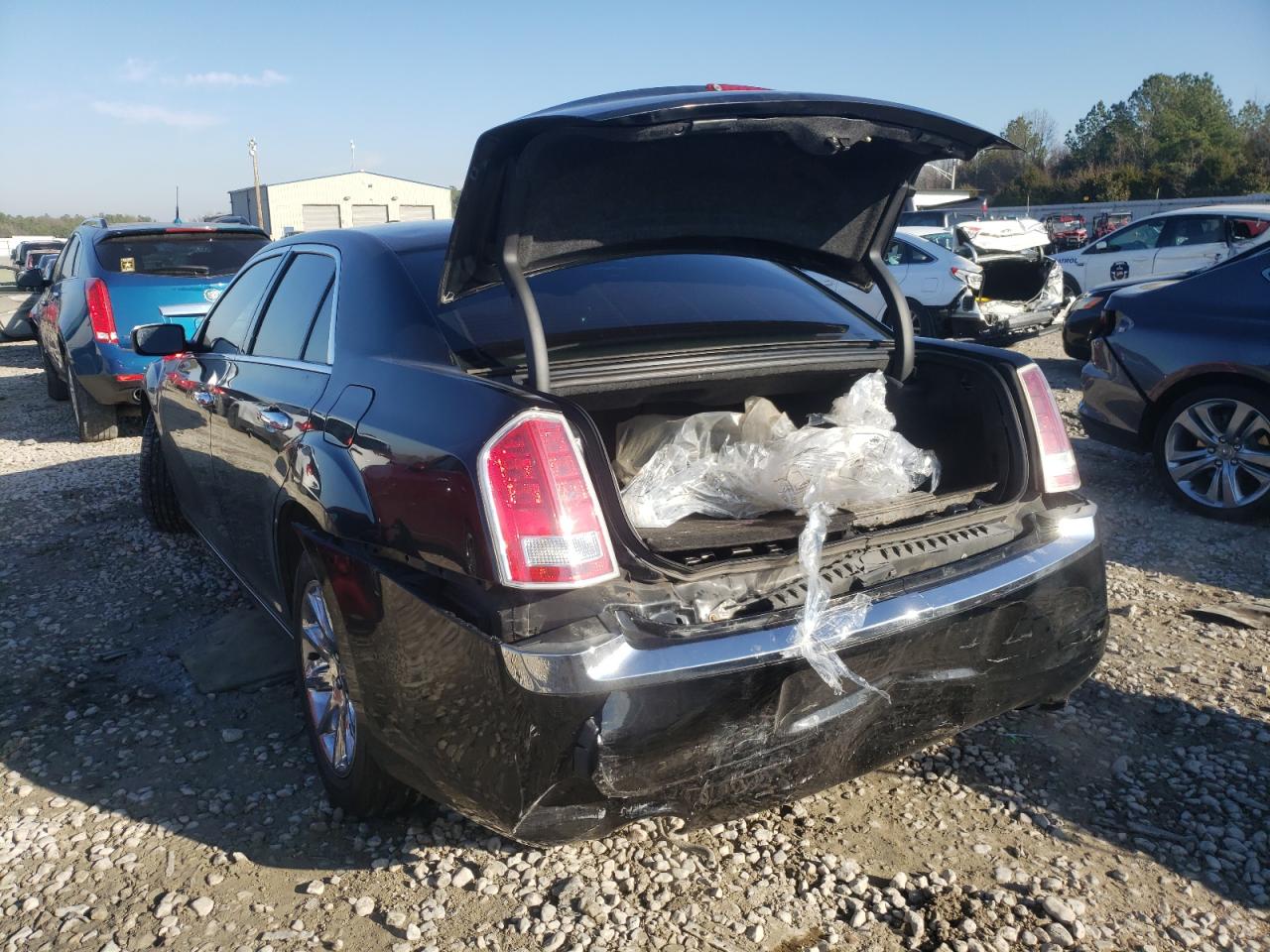 Photo 3 from auction – 2012 CHRYSLER 300 LIMITE with VIN 2C3CCACG5CH309177