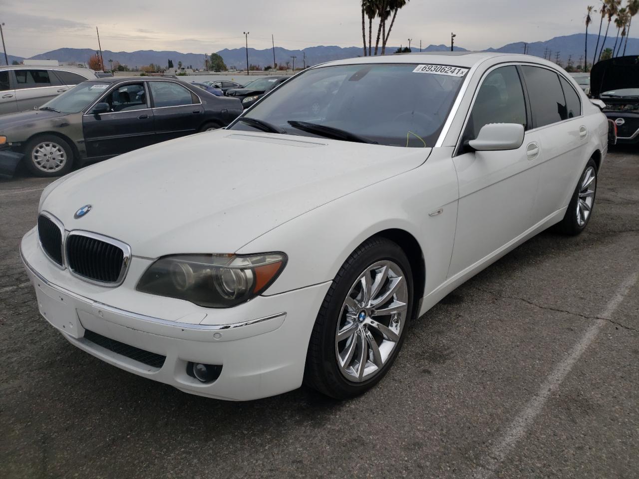 Photo 2 from auction – 2008 BMW 750 LI with VIN WBAHN83568DT82420