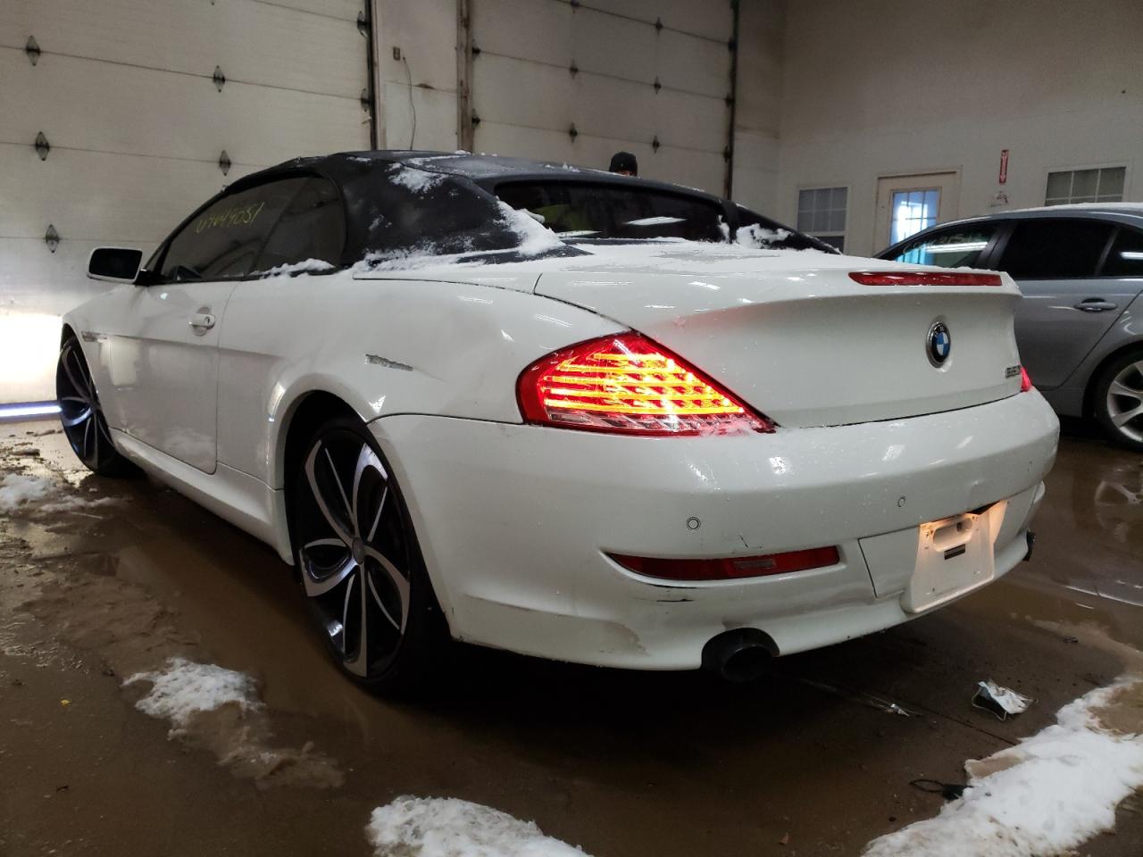 Фото 3 с аукциона – 2009 BMW 650 I с VIN WBAEB53569CX64853