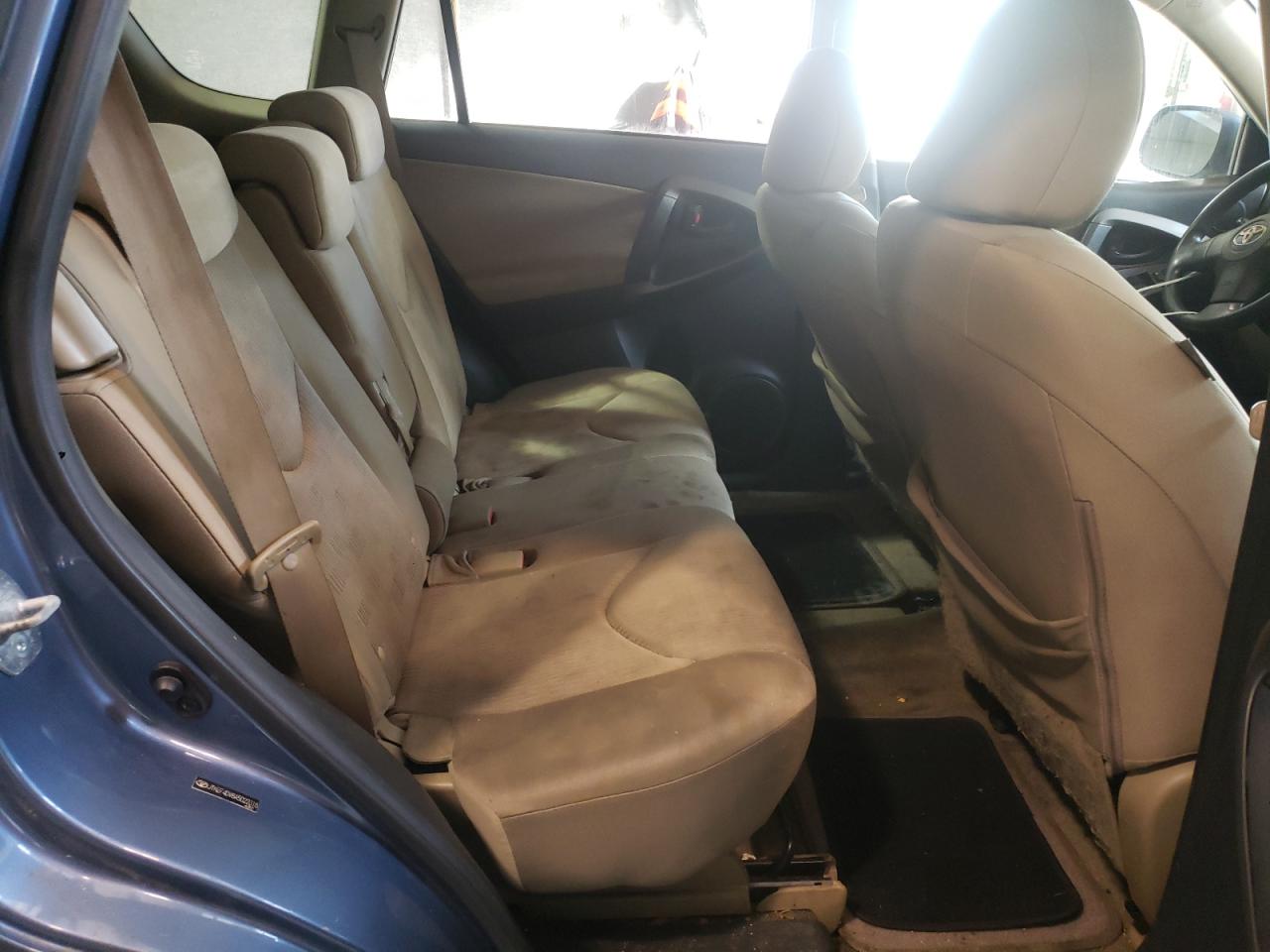Photo 6 from auction – 2010 TOYOTA RAV4 with VIN JTMZF4DV8A5022318