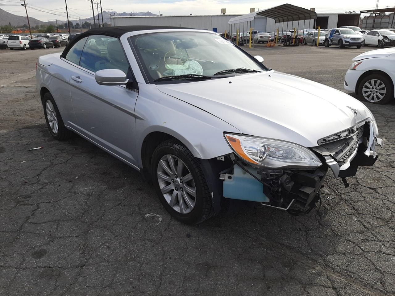 CHRYSLER 200 TOURIN 2012 with VIN 1C3BCBEB2CN218345 - Photo from auction