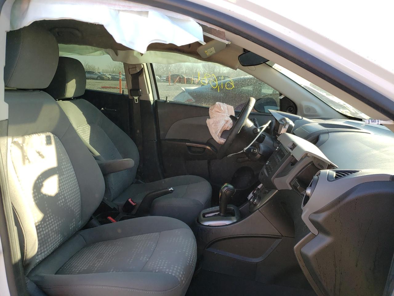 Photo 5 from auction – 2012 CHEVROLET SONIC LS with VIN 1G1JA6SH4C4144275