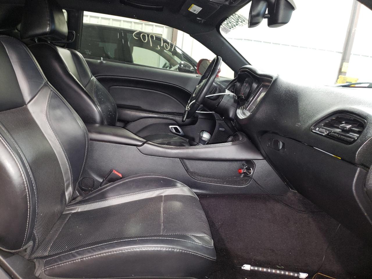Photo 5 from auction – 2016 DODGE CHALLENGER with VIN 2C3CDZAG7GH143149