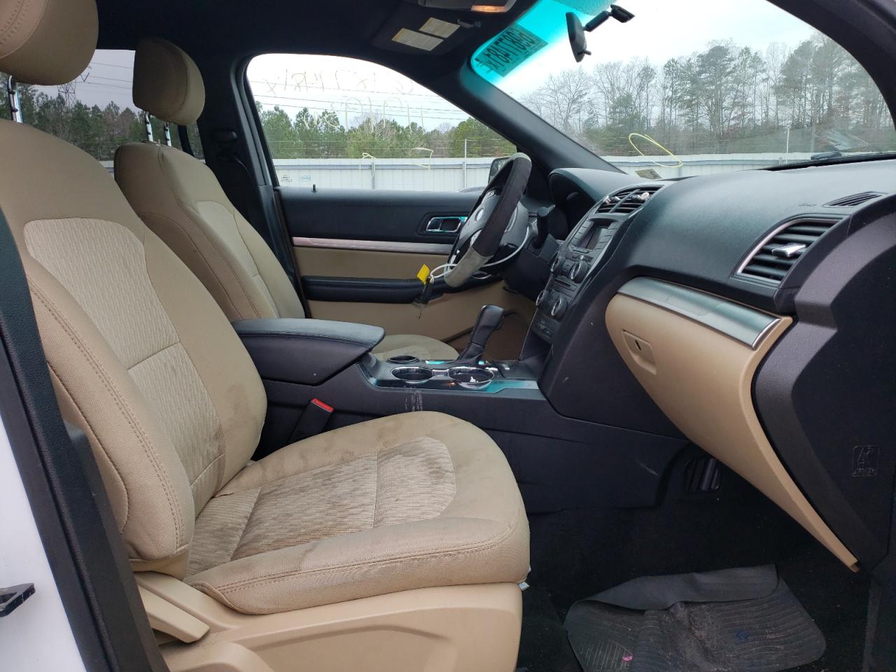 Photo 5 from auction – 2017 FORD EXPLORER with VIN 1FM5K7B81HGA92374