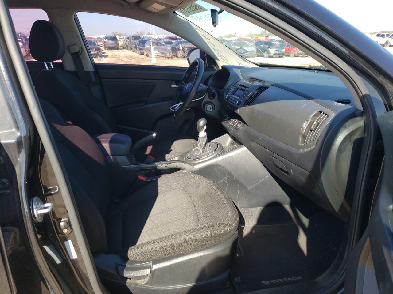 Photo 5 from auction – 2011 KIA SPORTAGE L with VIN KNDPB3A27B7095094