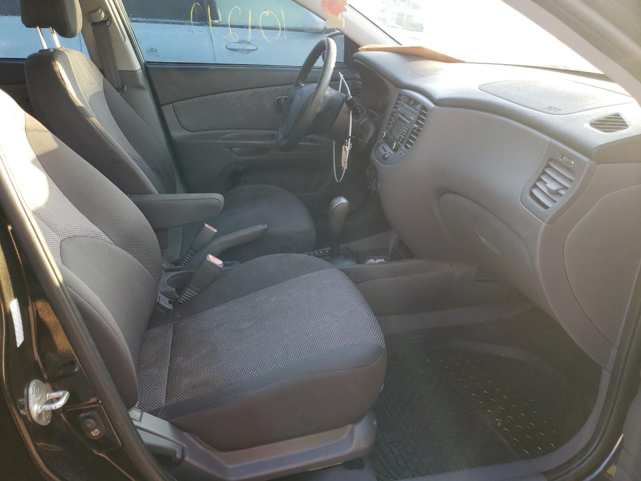 Photo 5 from auction – 2009 KIA RIO BASE with VIN KNADE223796474895