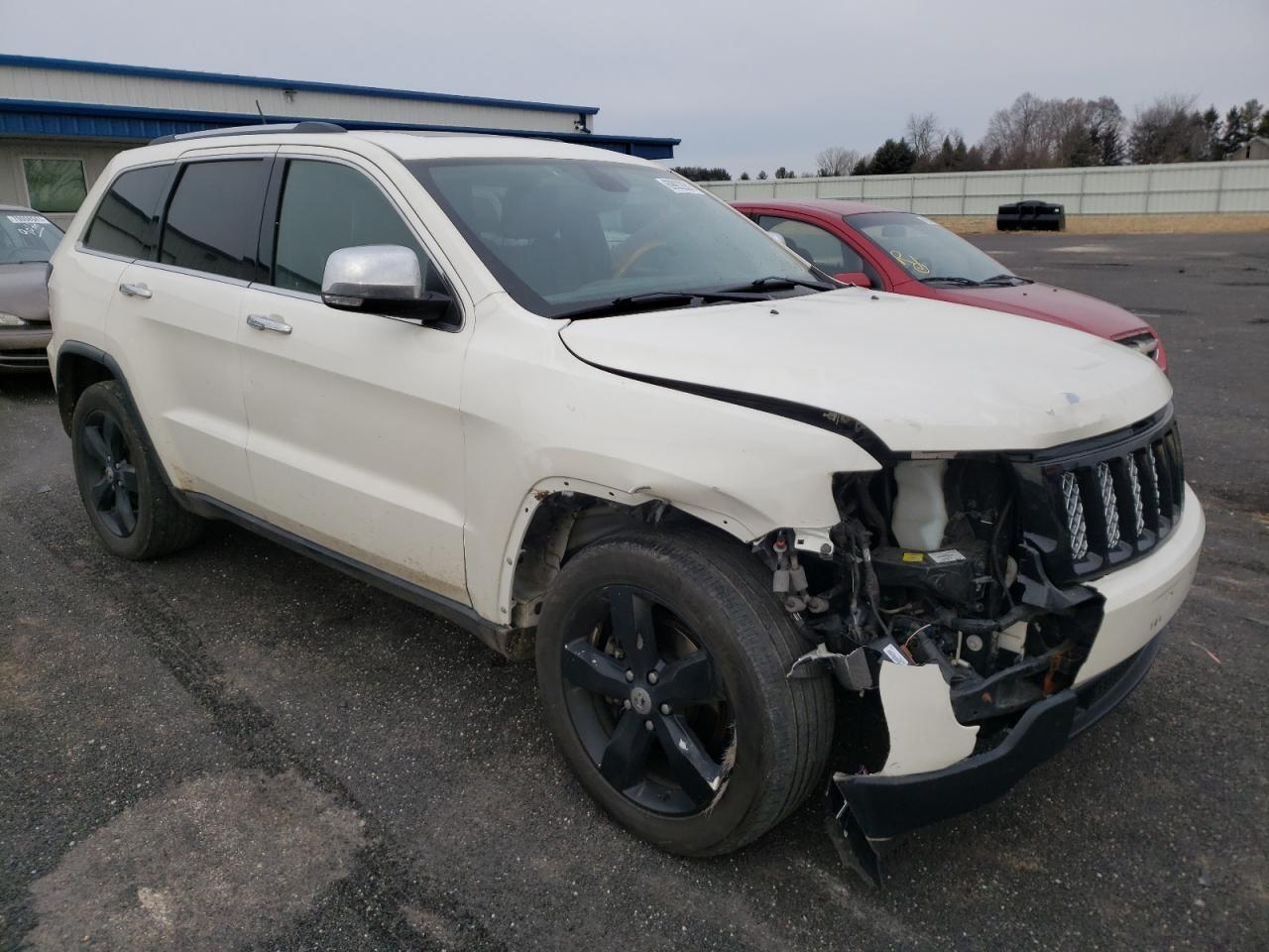 JEEP GRAND CHER 2011 with VIN 1J4RR6GG2BC608441 - Photo from auction