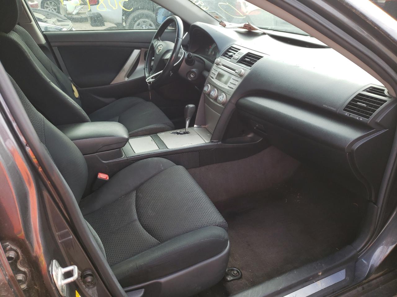 Photo 5 from auction – 2011 TOYOTA CAMRY BASE with VIN 4T1BF3EK7BU138788