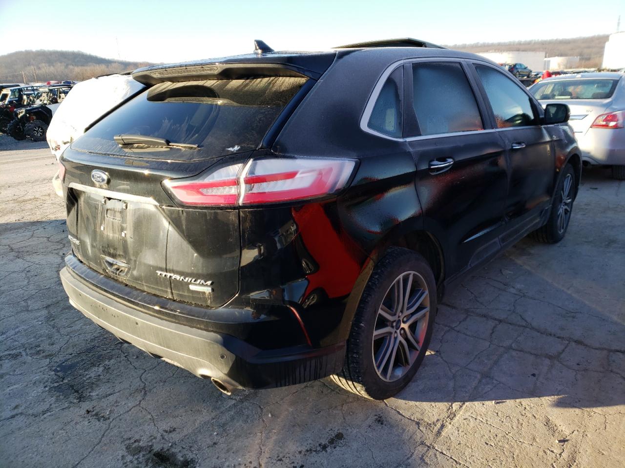 Photo 4 from auction – 2019 FORD EDGE TITAN with VIN 2FMPK3K90KBB17838