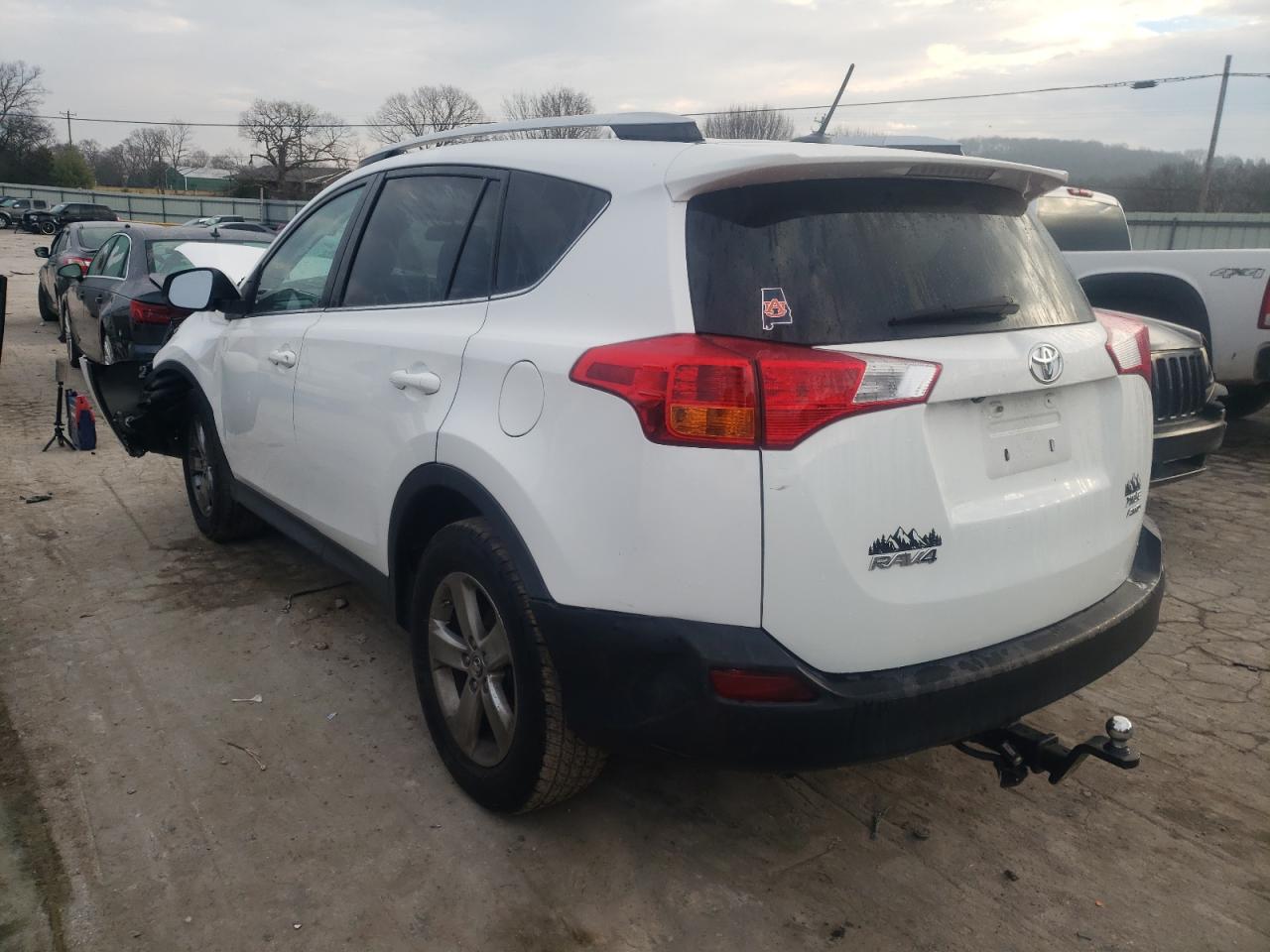 Photo 3 from auction – 2015 TOYOTA RAV4 XLE with VIN 2T3RFREV1FW301489