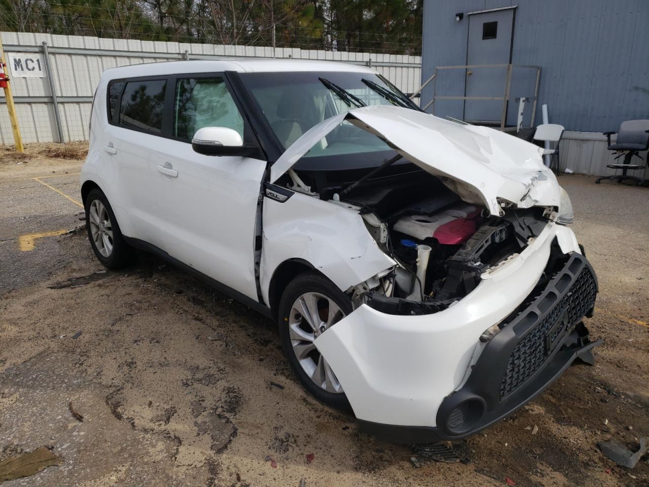 KIA SOUL + 2014 with VIN KNDJP3A52E7051025 - Photo from auction
