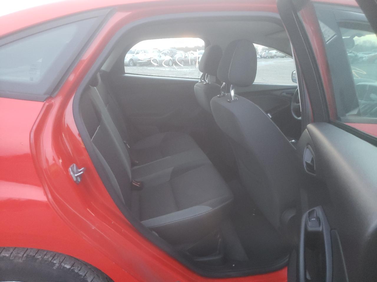Photo 6 from auction – 2012 FORD FOCUS SE with VIN 1FAHP3F24CL132387