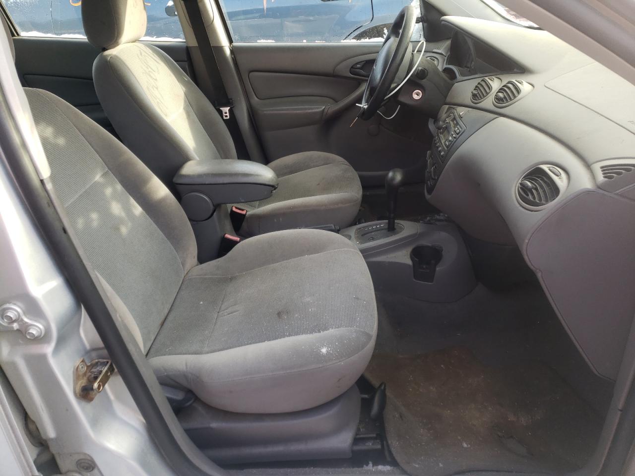 Photo 5 from auction – 2002 FORD FOCUS LX with VIN 1FAFP33P62W240045