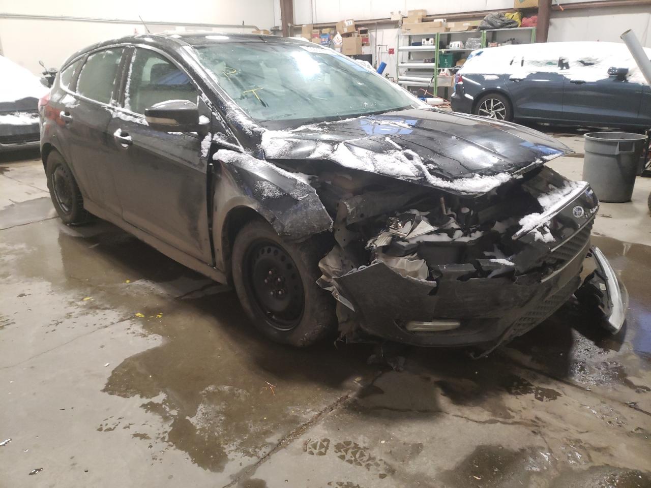 FORD FOCUS SE 2017 z numerem VIN 1FADP3K27HL288810 - Zdjęcie z aukcji
