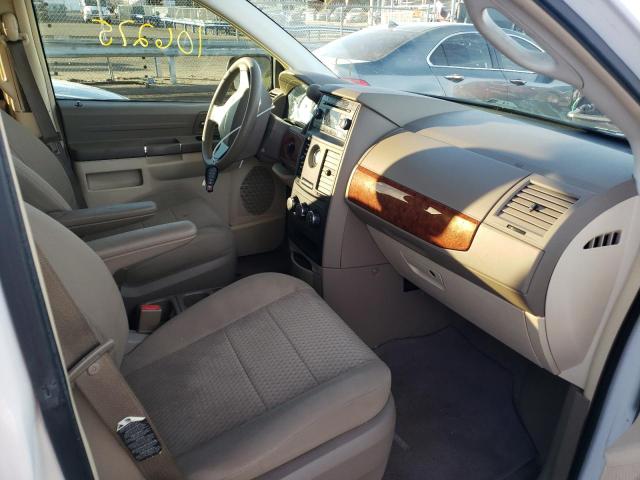 Photo 5 from auction – 2008 CHRYSLER TOWN & COU with VIN 2A8HR44H68R787577